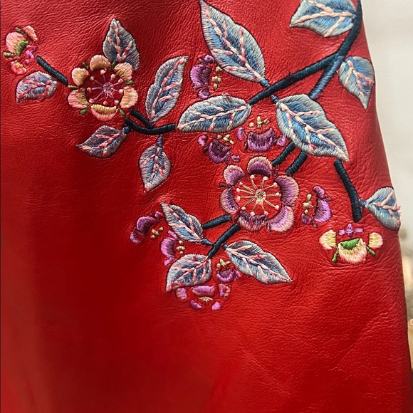 RALPH LAUREN BLACK LABEL 100% Lambskin Size 2
One of its Kind Made in USA - Picture 2 of 10